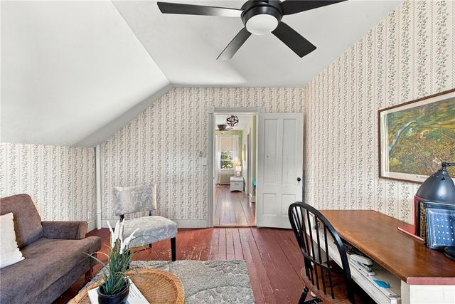 60 Charles Street, Bristol, RI 02809