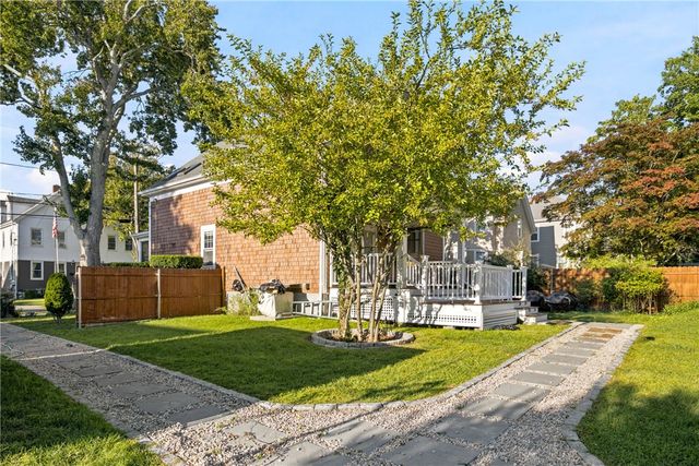 60 Charles Street, Bristol, RI 02809