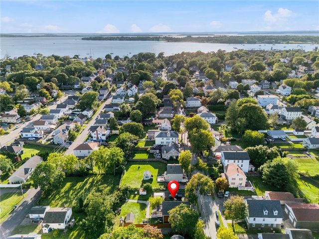 60 Charles Street, Bristol, RI 02809