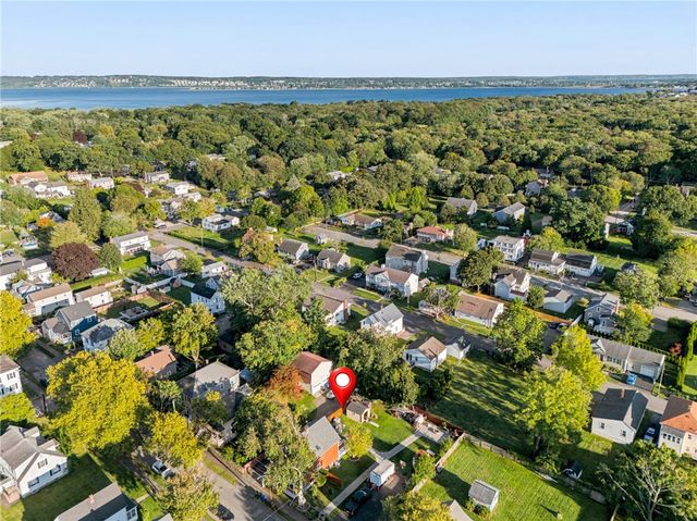 60 Charles Street, Bristol, RI 02809