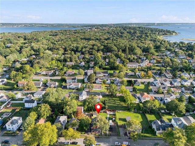60 Charles Street, Bristol, RI 02809