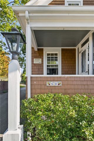 60 Charles Street, Bristol, RI 02809