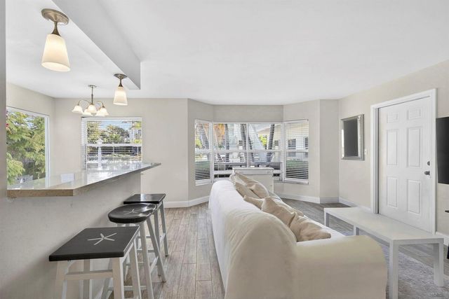 201 Inlet Way, Palm Beach Shores, FL 33404