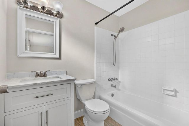 201 Inlet Way, Palm Beach Shores, FL 33404