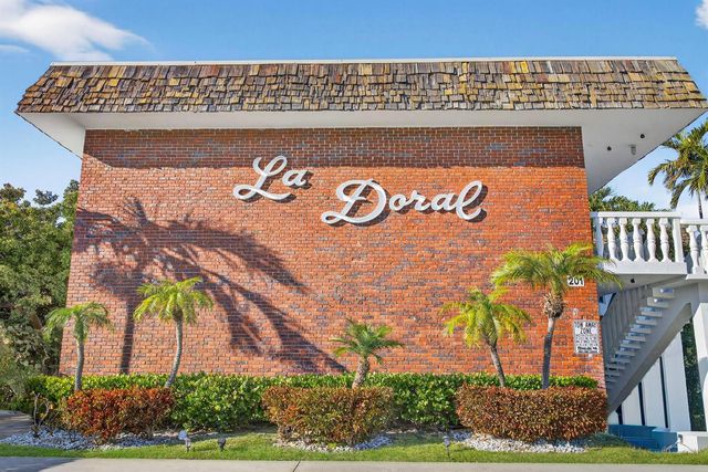 201 Inlet Way, Palm Beach Shores, FL 33404
