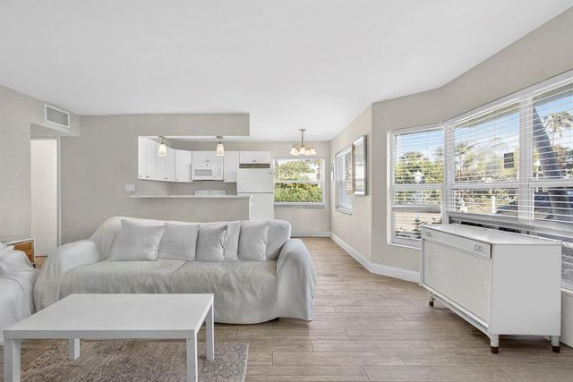 201 Inlet Way, Palm Beach Shores, FL 33404