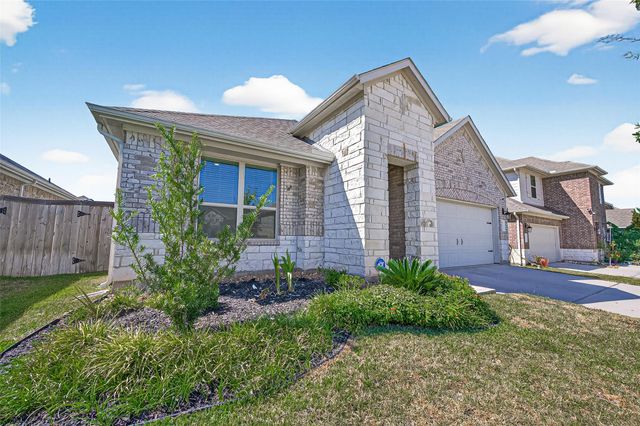 1088 Clearwood Drive, Montgomery, TX 77316