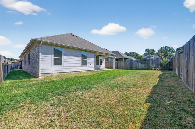 1088 Clearwood Drive, Montgomery, TX 77316
