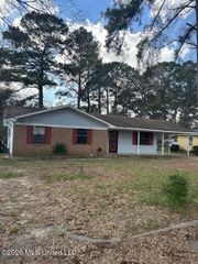 275 Myer Avenue, Jackson, MS 39209