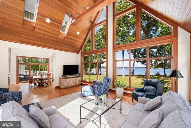 3021 BENNETT POINT RD, Queenstown, MD 21658