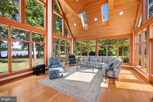 3021 BENNETT POINT RD, Queenstown, MD 21658