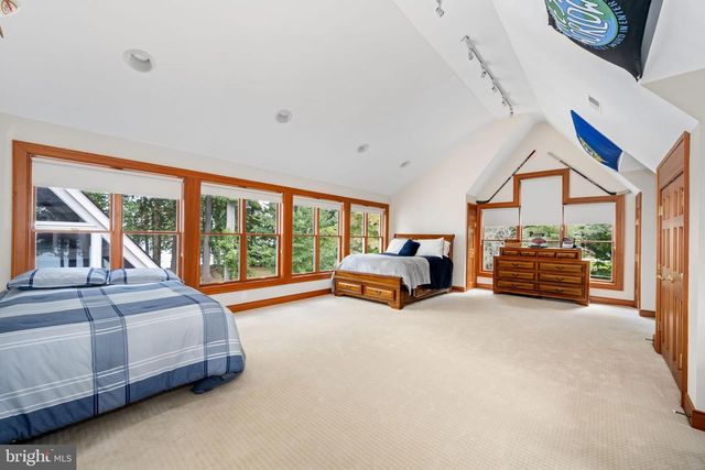 3021 BENNETT POINT RD, Queenstown, MD 21658