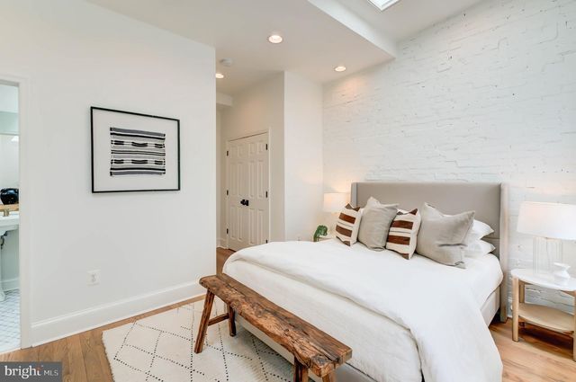 1135 C ST NE, Washington, DC 20002