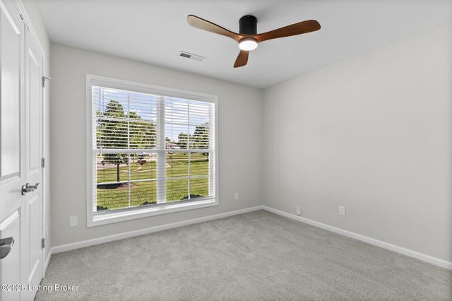 7812 Annalisa Dr, Louisville, KY 40291