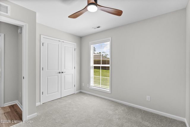 7812 Annalisa Dr, Louisville, KY 40291