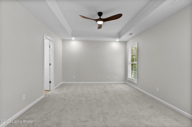 7812 Annalisa Dr, Louisville, KY 40291