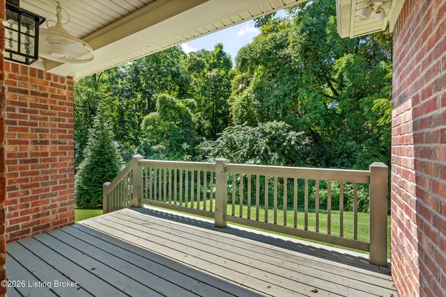 7812 Annalisa Dr, Louisville, KY 40291