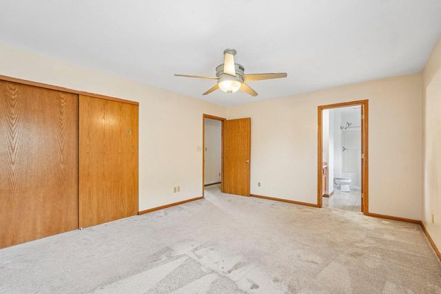 970 E Mackinac AVENUE, Oak Creek, WI 53154