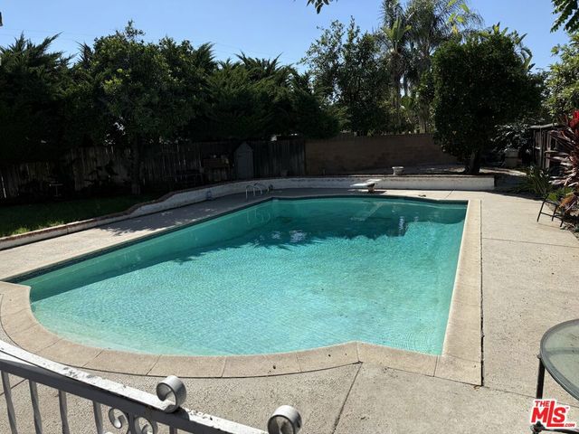 15421 Ryan Street, Sylmar, CA 91342