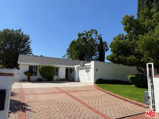 15421 Ryan Street, Sylmar, CA 91342