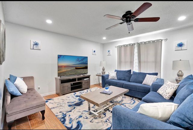 2099 SE Madison Street 34997, Stuart, FL 34996