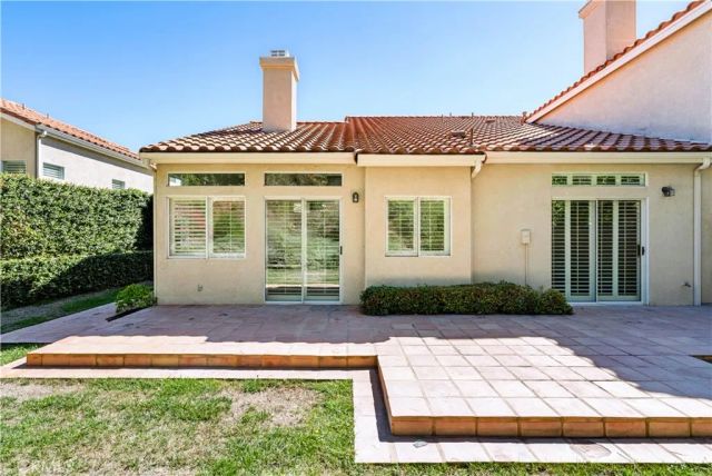 145 Concerto Drive, Oak Park, CA 91377