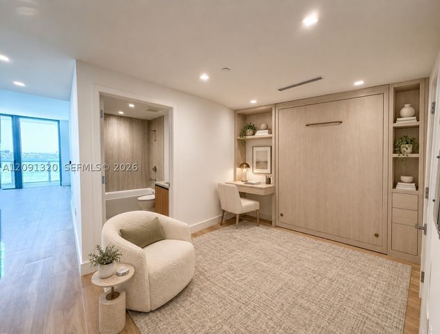 2411 Laguna Circle 1603, North Miami, FL 33181