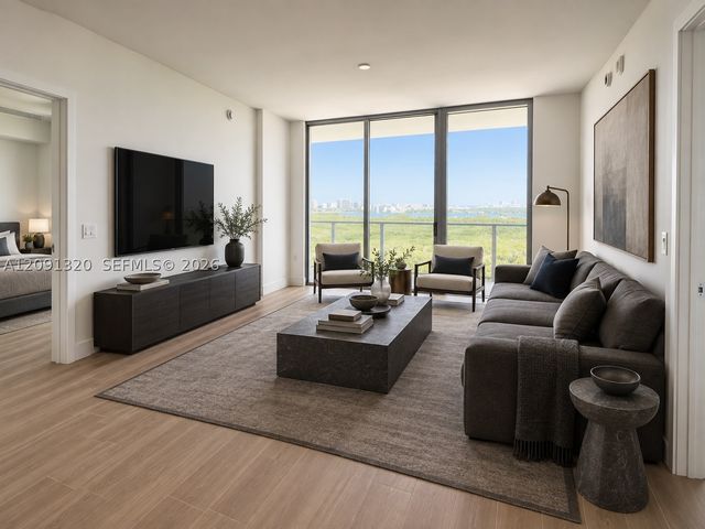 2411 Laguna Circle 1603, North Miami, FL 33181