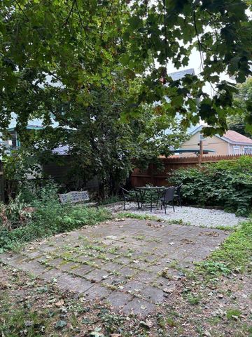 29 Andrew Street 2, Salem, MA 01970