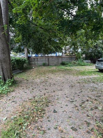29 Andrew Street 2, Salem, MA 01970