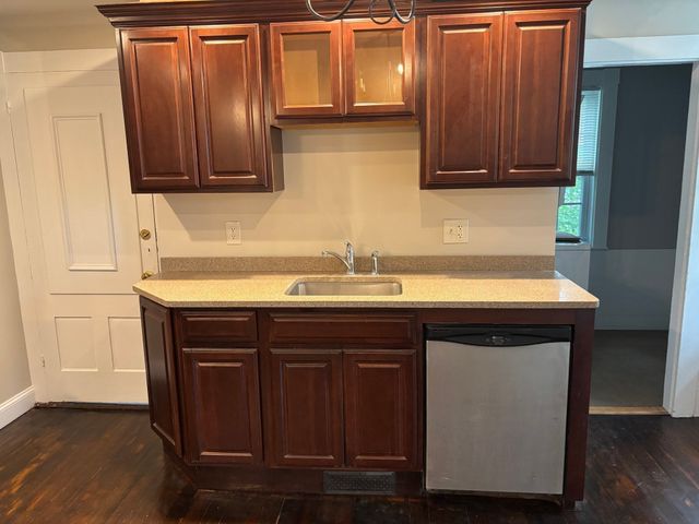 29 Andrew Street 2, Salem, MA 01970