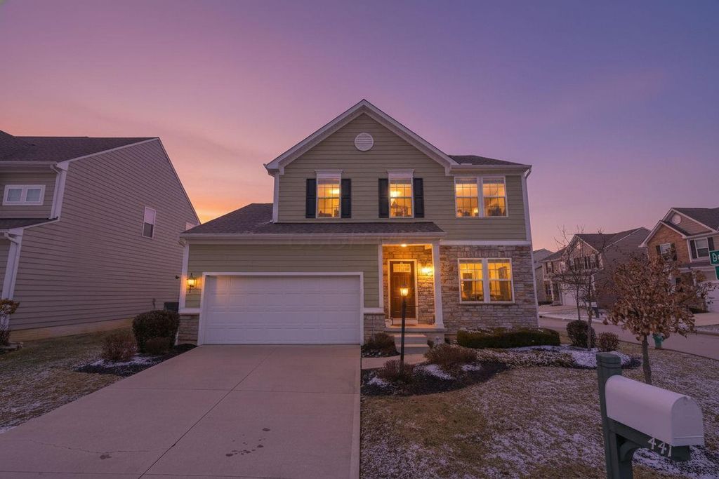 441 Lee Way, Lewis Center, OH 43035