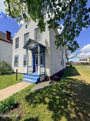 781 2nd Avenue, Troy, NY 12182