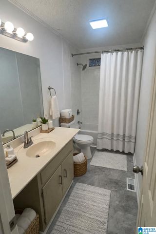 2101 SADLERTOWN ROAD, Bessemer, AL 35022