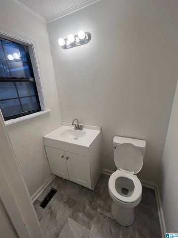 2101 SADLERTOWN ROAD, Bessemer, AL 35022