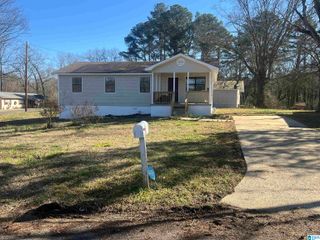2101 SADLERTOWN ROAD, Bessemer, AL 35022