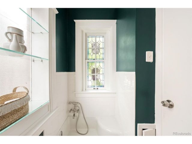 1368 Ash St, Denver, CO 80220