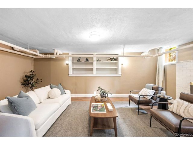 1368 Ash St, Denver, CO 80220