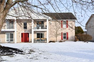 876 Pearson Circle 2, Boardman, OH 44512