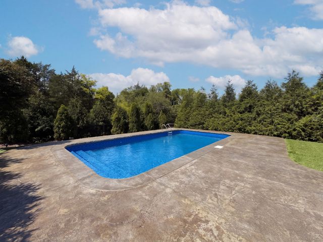 1113 McClellan Ln, Nolensville, TN 37135