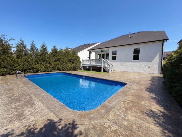 1113 McClellan Ln, Nolensville, TN 37135