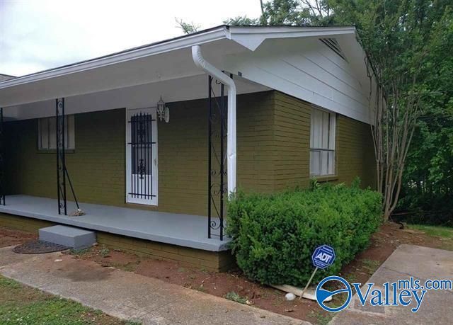 907 Stevens Court NE, Huntsville, AL 35801