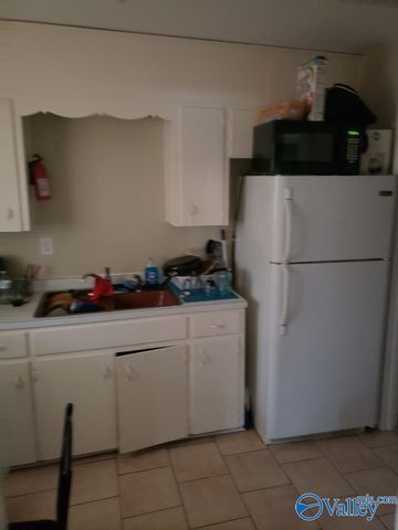 907 Stevens Court NE, Huntsville, AL 35801