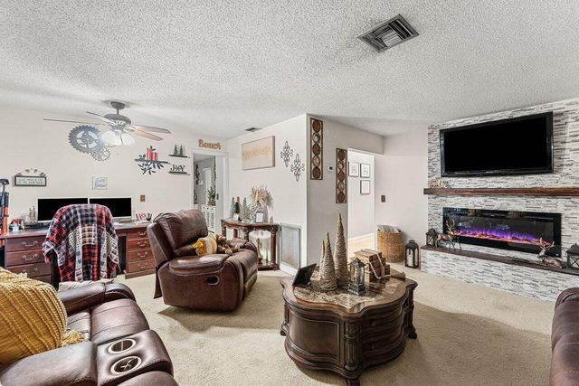 11260 NW 41st Street, Coral Springs, FL 33065