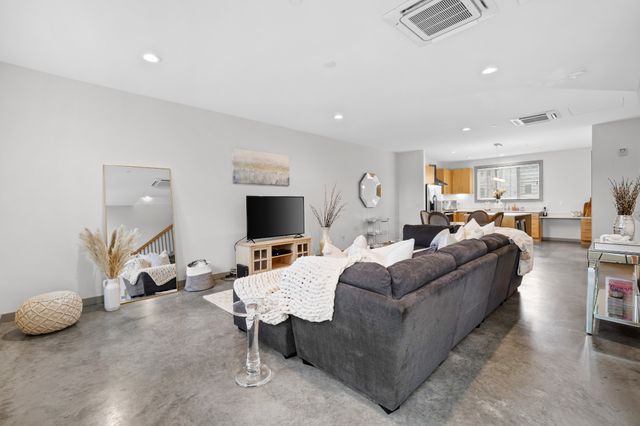 1243 Martin St, Nashville, TN 37203