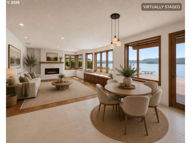 954 S A St, Washougal, WA 98671