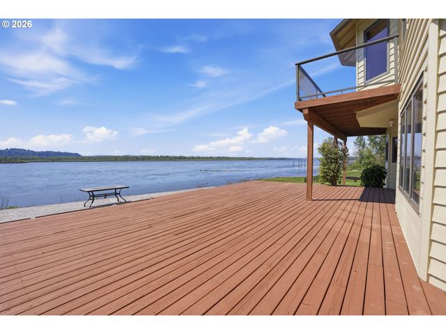 954 S A St, Washougal, WA 98671