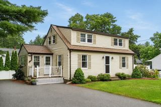 4 Oliver Street, Tewksbury, MA 01876