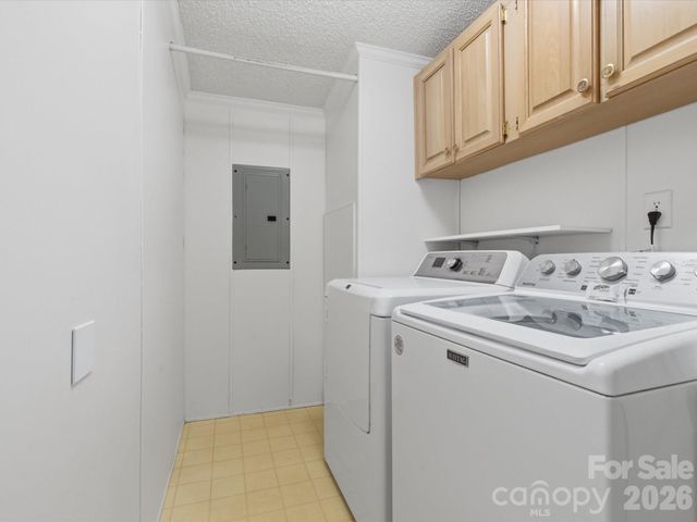 715 Dallas Spencer Mountain Road, Dallas, NC 28034