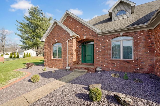 4528 Bridgestone Boulevard, Newburgh, IN 47630